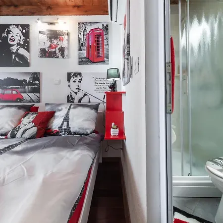 Mango & Tango Apartment