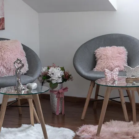 Mango & Tango Apartament *